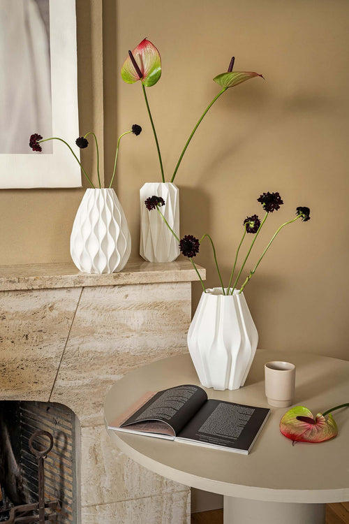 vtwonen Vaas Waves  - Porcelein - 20x28.5cm - vtwonen shop