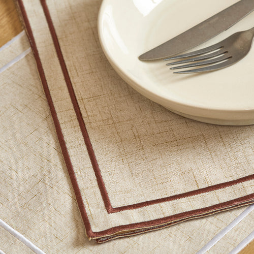 Salt & Pepper - Placemat 44x29cm beige met donkerbruin stiksel Tabletop - Set van 4