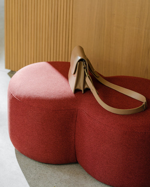 noo.ma Umbo Pouf - gestoffeerde designer poef, Clay Grey Mélange, 89 x 51 x 38 cm