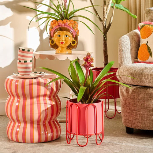 Mica Decorations Dione Bloempot op Standaard - Set van 2 - H35 x Ø26 cm - Metaal - Rood, Roze