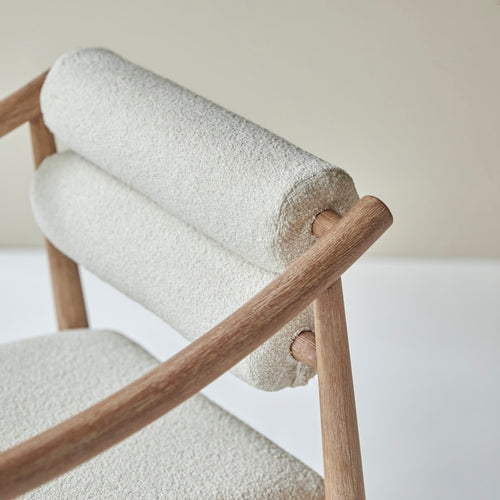 Tikamoon Leunstoel van massief acacia en boucléstof - Beige