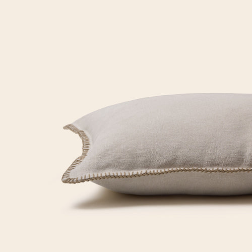 Madura Kussenovertrek Nino beige en slinger 40x60 cm