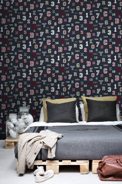 ESTAhome behang cijfers & letters donkerblauw - 53 cm x 10.05 m - 138833