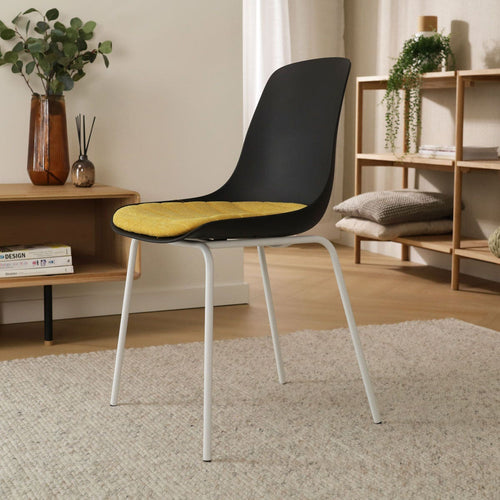 Nolon Nora-Liv Eetkamerstoel Zwart - Okergeel Kussen - Witte Poten - vtwonen shop