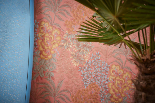 Livingwalls behang bloemen roze, blauw, geel en groen - 53 cm x 10.05 m - AS-391284 - vtwonen shop