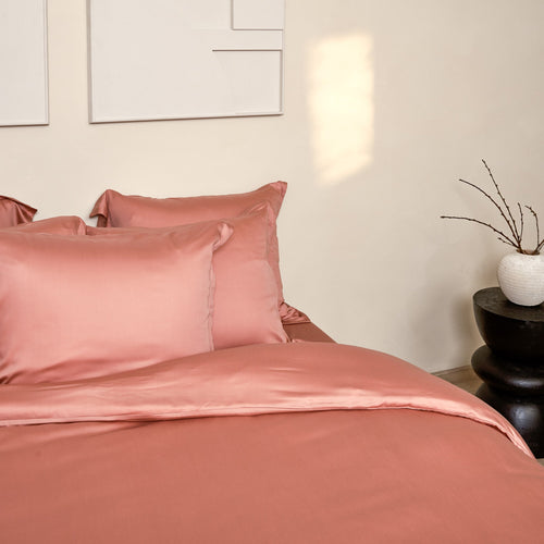 Coco & Cici - TENCEL - Sateen Kussensloop Terra Roze - 1 kussensloop 80x80