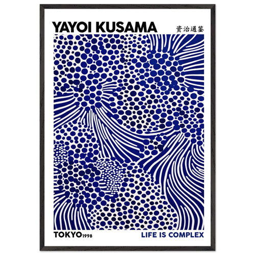 Artfulprints Poster met Lijst Yayoi Kusama - Life is complex   - 70x100 cm - Blauw