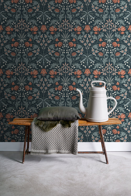 ESTAhome behang vintage bloemen in art nouveau stijl donkerblauw en terracotta - 50 x 900 cm - 131182