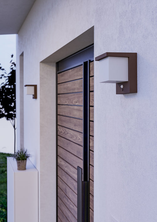 EGLO wandlamp buiten Frigento - roestbruin - solar - sensor
