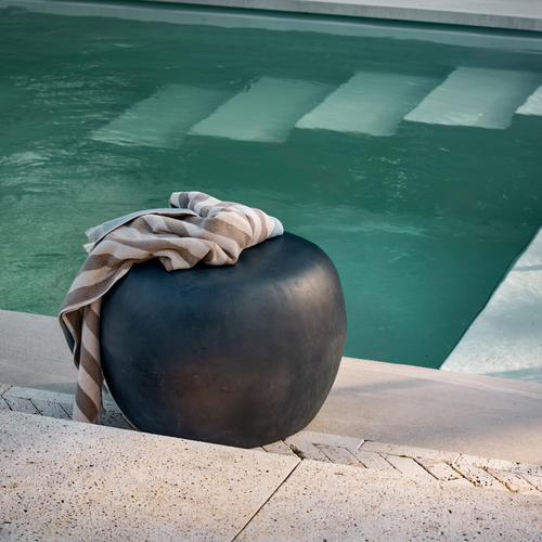 vtwonen bijzettafel Pebble - Betonlook - Antraciet - 35x50x50