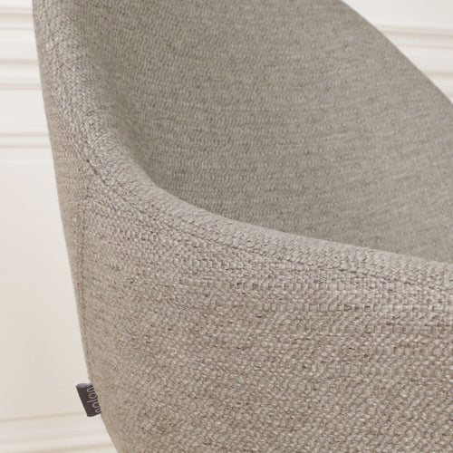 Nolon Noa-Mae Eetkamerstoel Warm Grijs - Armleuning - Zwarte Poten