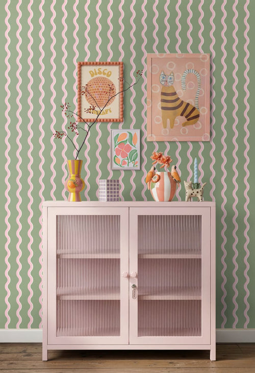 ESTAhome behang golvende strepen groen en roze - 50 x 900 cm - 132137