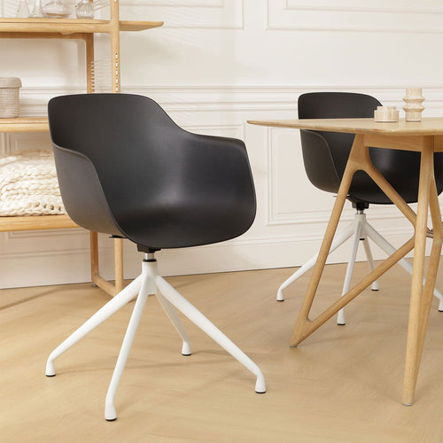 Nolon Nola-Puk Eetkamerstoel Zwart - Draaibaar - Armleuning - Wit - vtwonen shop