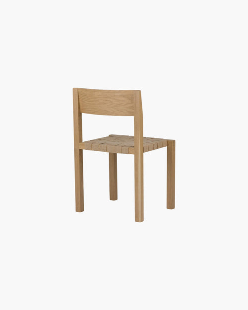 noo.ma Toli Chair - minimalistische eetkamerstoel, massief eiken, jute zitting