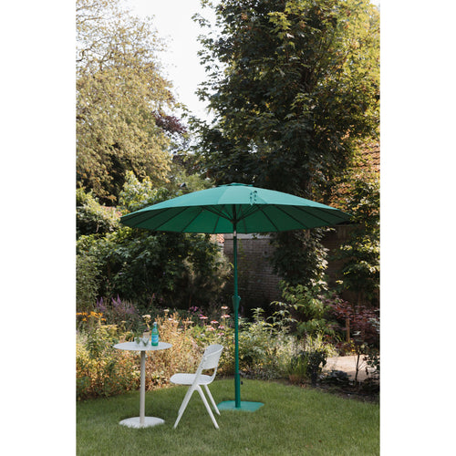 Zuiver Sunshine Parasol Set inclusief Parasolhoes en Parasolvoet Desert Sage Groen - vtwonen shop