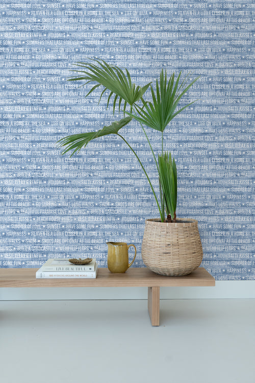 ESTAhome behang zomerse quotes blauw - 53 cm x 10.05 m - 148643