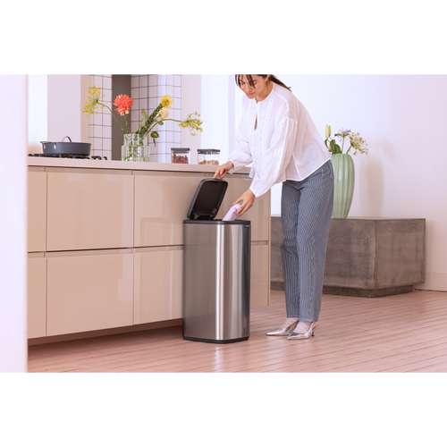 Brabantia Bo Touch Bin, 30 liter - Matt Steel Fingerprint Proof