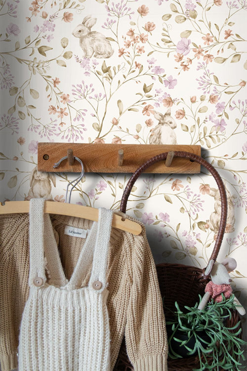 ESTAhome behang konijnen lichtpaars, groen en beige - 0.53 x 10.05 m - 131703