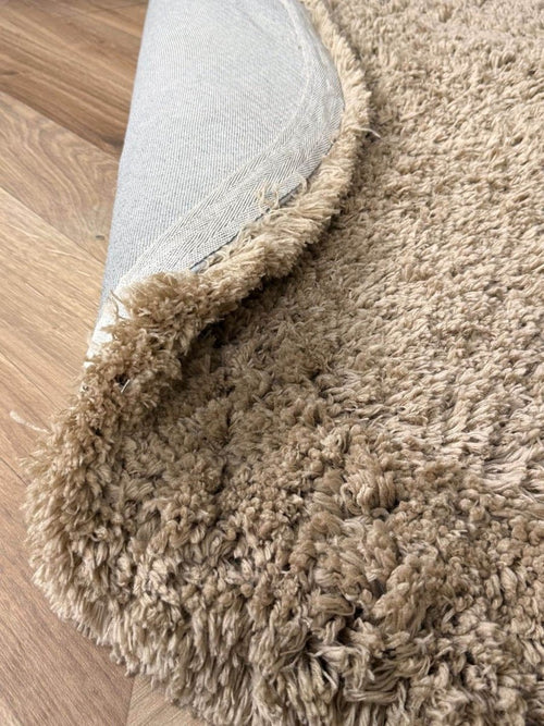 Interieur05 vloerkleed Pilo - hoogpolig - taupe - Ø240 cm - vtwonen shop