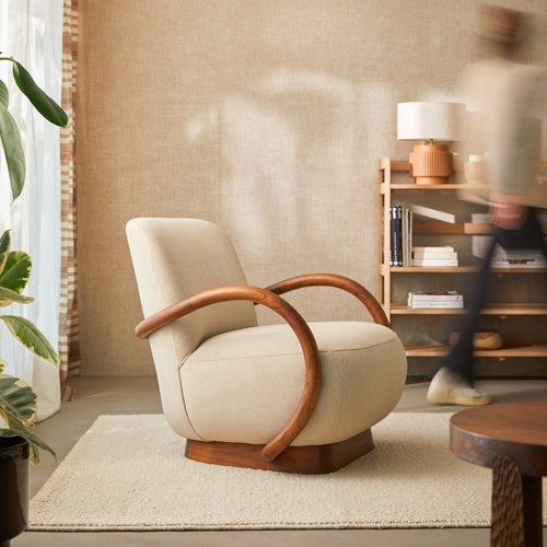 Tikamoon Draaifauteuil van massief mindihout en ecru stof - Beige