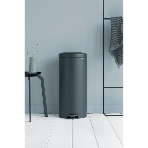 Brabantia NewIcon Pedaalemmer, 30 liter, kunststof binnenemmer - Mineral Infinite Grey