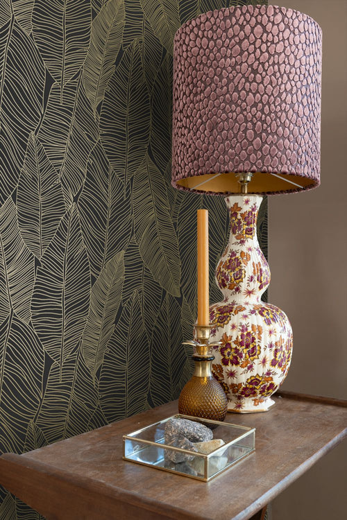 ESTAhome behang getekende bladeren zwart en goud - 53 cm x 10.05 m - 139126