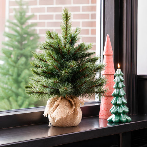 Triumph Tree Forest Frosted Kunstkerstboom H45 x D36 cm - Kunstboom in Jute Zak - Kunst Kerstboom voor Binnen - 61 Tips - Groen