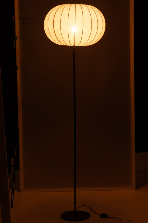 J-Line vloerlamp Lantaarn - metaal/textiel - wit - large - vtwonen shop