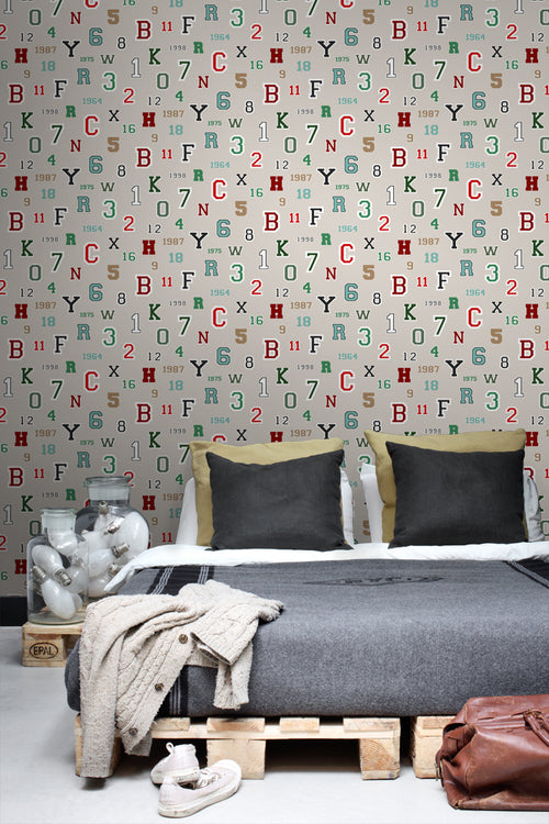 ESTAhome behang cijfers & letters beige - 53 cm x 10.05 m - 138834