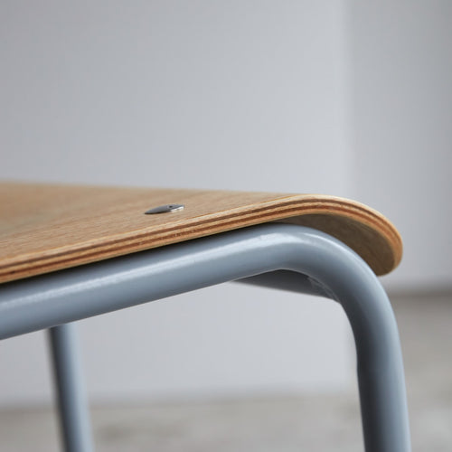 Tikamoon Stoel van essenhout en grijs metaal - Grijs - vtwonen shop