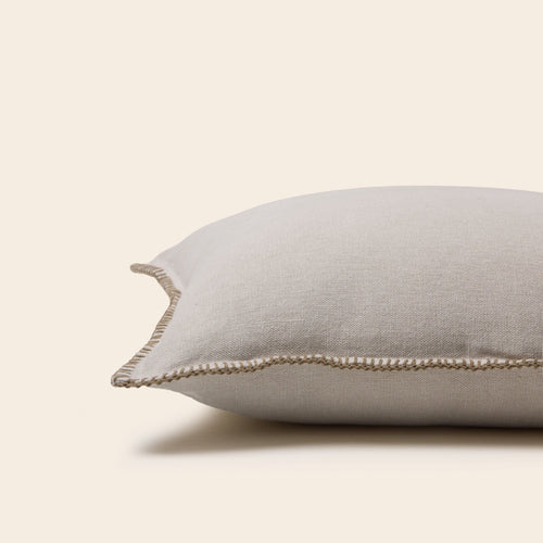 Madura Kussenovertrek Nino beige en slinger 50x50 cm