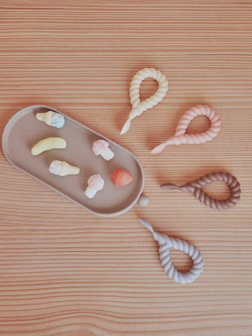 OYOY Kinderlepel - Set van 2 bruin en groen Mellow - silicone - vtwonen shop