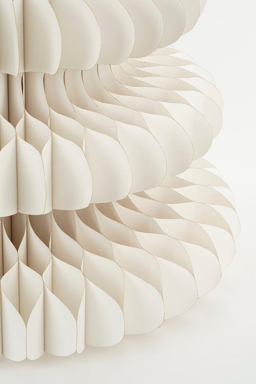 Mica Decorations Papieren Kerstboom - Opvouwbare Kunstkerstboom - H152 x Ø104 cm - Kerst Decoratie - Wit - vtwonen shop