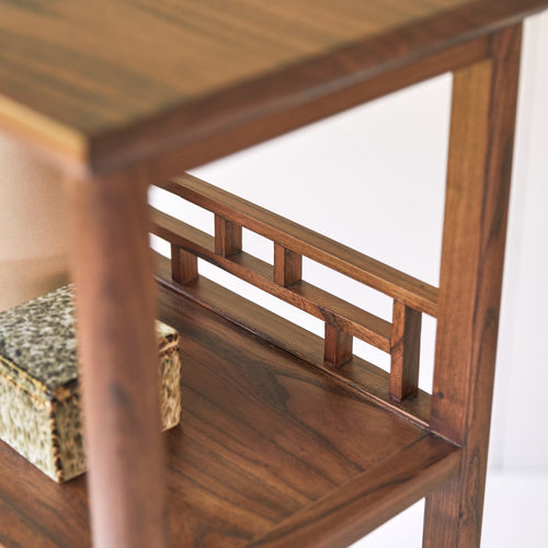 Tikamoon Boekenkast van massief iepenhout - Bruin - vtwonen shop