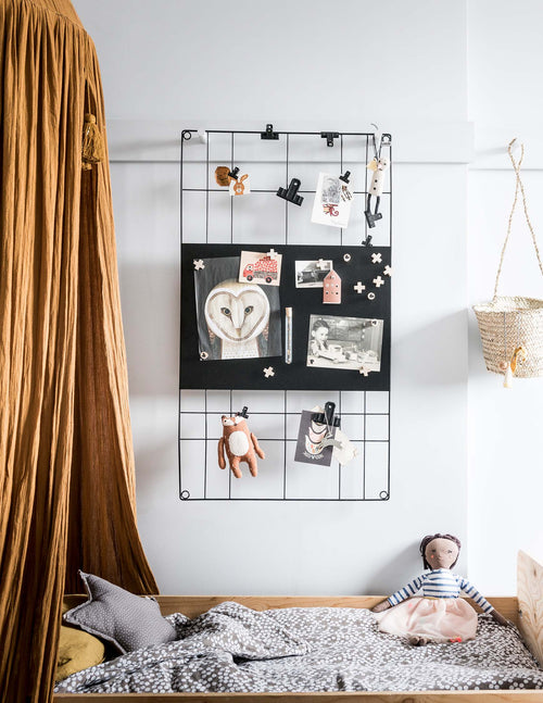 vtwonen Memobord - Magnetisch - Metalen Wandrek - Industrieel - Magneetbord - Kaartenrek - Fotorek - Zwart - 60x105cm - Memobord Keuken - vtwonen shop