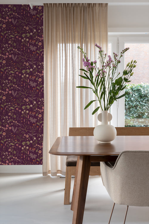 ESTAhome behang veldbloemen aubergine paars - 50 x 900 cm - 131637