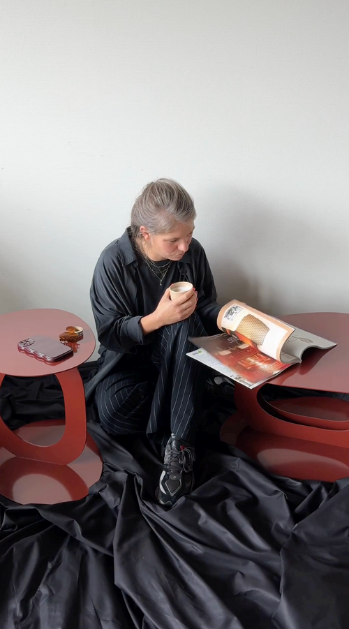 Spinder x Eva van de Ven bijzettafel Alto - Red Brown - vtwonen shop