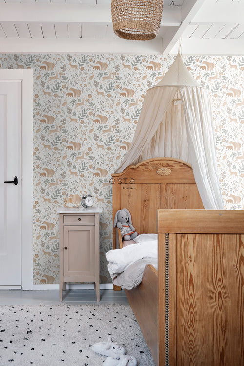 ESTAhome behang bos met bosdieren vergrijsd groen, beige en wit - 53 cm x 10.05 m - 139585