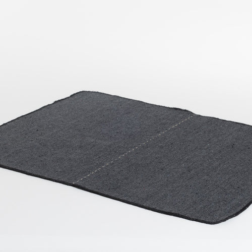 The Table Canvas Placemats Set van 4 Charcoal 50x38 cm - vtwonen shop