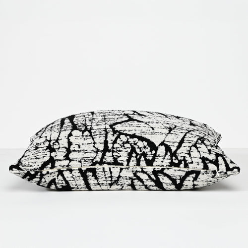 Darcy & Duke sierkussen Black Palm - Zwart - 40x60cm