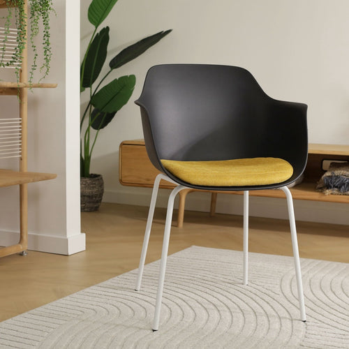 Nolon Nora-Liz Eetkamerstoel Zwart - Okergeel Kussen - Witte Poten - vtwonen shop