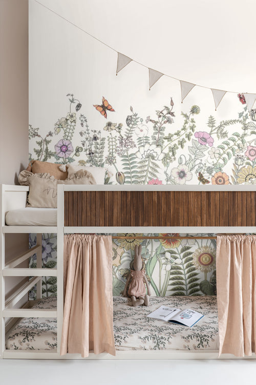 ESTAhome fotobehang bloemen & vlinders groen, oranje en paars - 250 x 279 cm - 159107