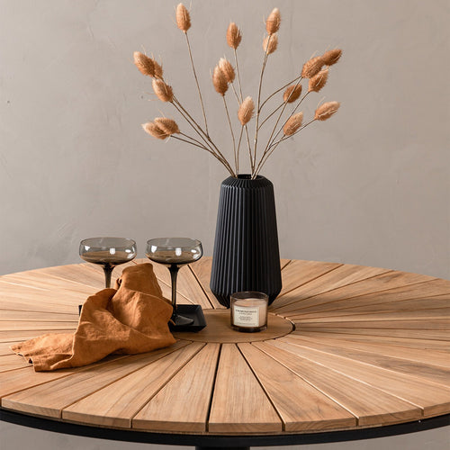 Nest outdoor Marien Aluminium Tuintafel met Teakhouten Blad - Bruin - vtwonen shop