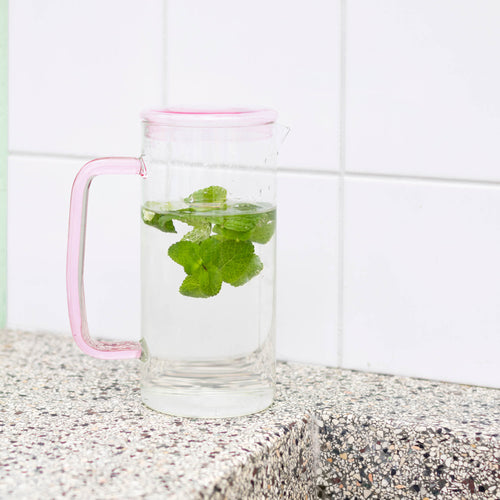 Ona - Karaf 120cl met deksel roze Cruse - vtwonen shop