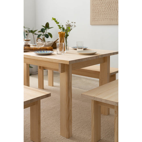 Naan Furniture Eettafel Palafrugell - Natuurlijk gelakt massief hout - 6 personen - 180 cm - vtwonen shop