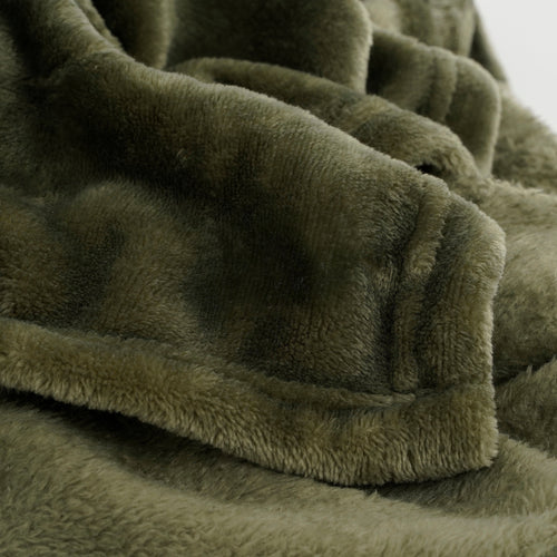 Mica Decorations Famke Fleece Plaid - L180 x B130 cm - Donkergroen - vtwonen shop