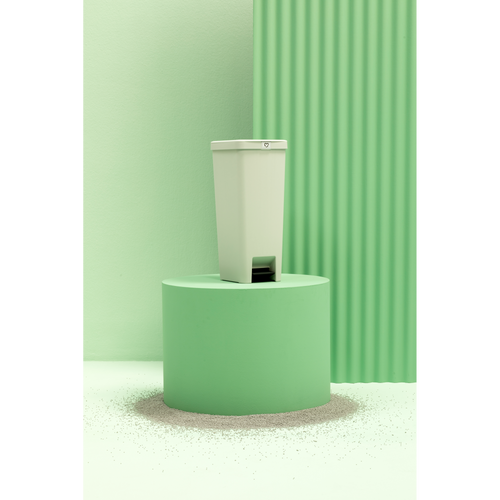 Brabantia StepUp pedaalemmer, 40 liter - Light Grey