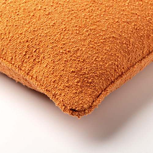 ONNO - kussenhoes 60x60 cm - bouclé - Brandied Melon - oranje