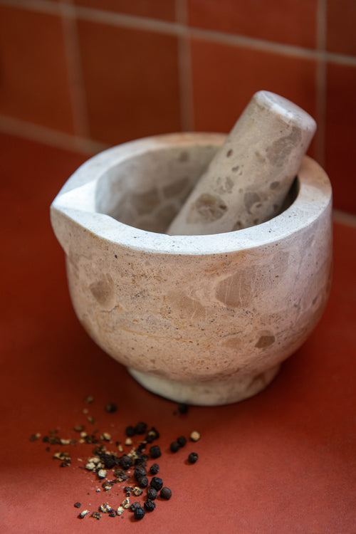 J-Line vijzel + stamper Marmer - steen - beige