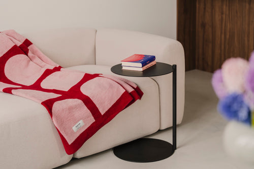 noo.ma GILLI Katoenen deken - Blossom Pink & Cherry Juice - vtwonen shop